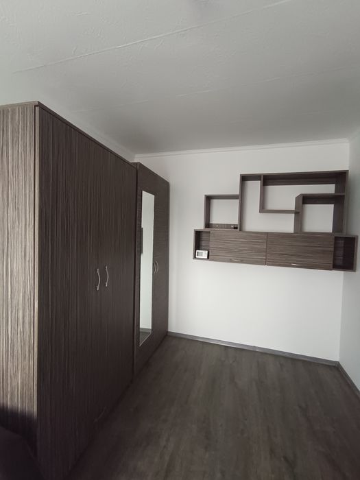 Închiriez apartament.proprietar
