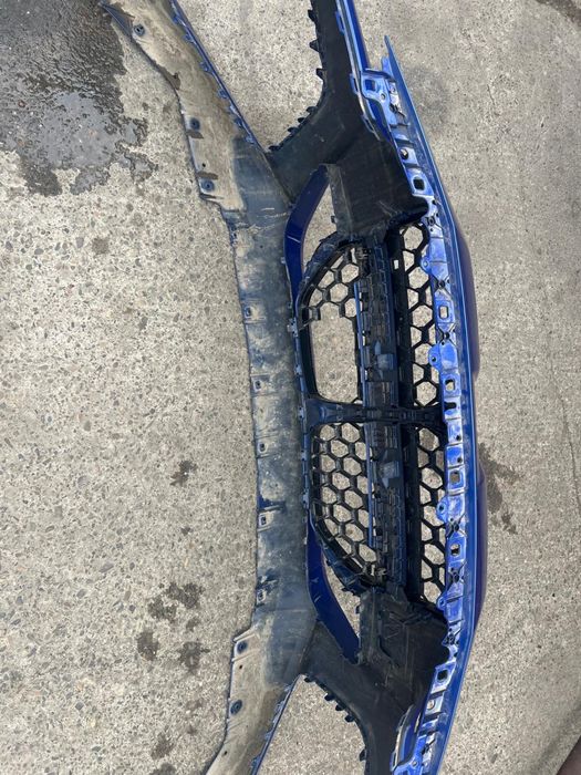 Bara fata , faruri bmw g26 m sport