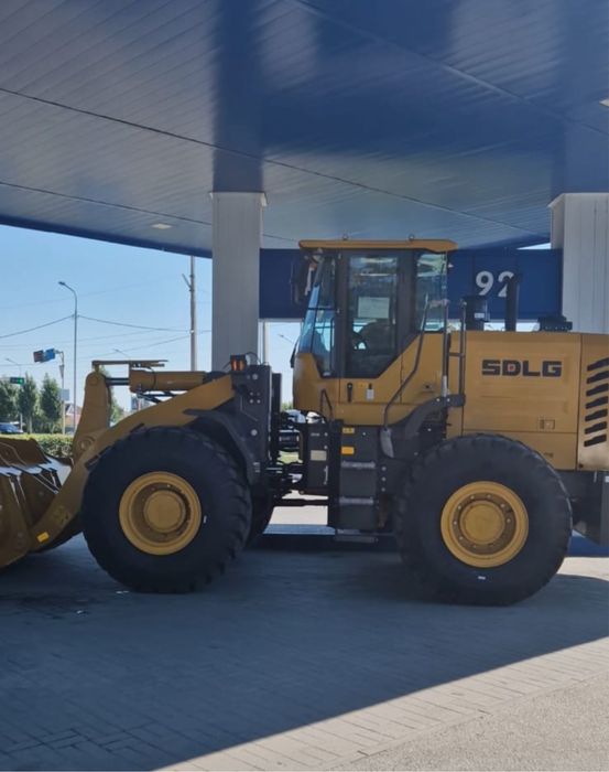 Услуги фронтального погрузчика LW500