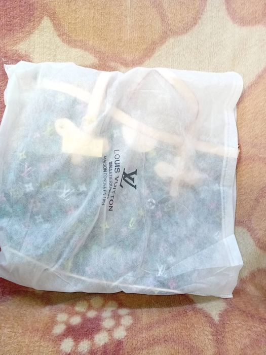 Louis Vuitton-нова чанта