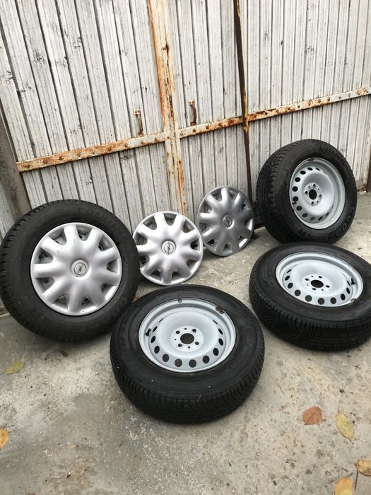 Vand 4 roti echipate