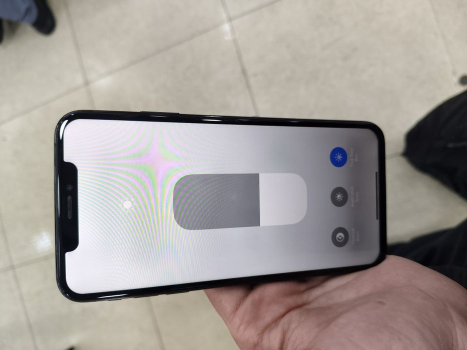 Iphone Xs Max xotrasi 256gb RU/A batare 100%