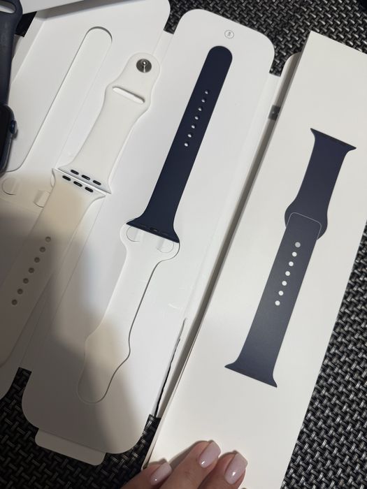 Продам Apple Watch оригинал series 6