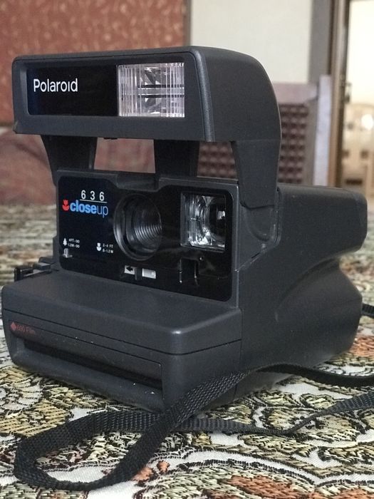Продам фотоаппарат Полароид 636