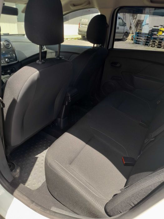 DACIA LOGAN 2018, benzină, capacitate cilindrică 898, ac, unic proprietar, 113595 km, închidere centralizata, geamuri față electrice, 6300 euro