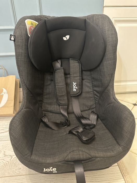 Продам автокресло Joie
