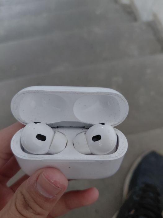 Продаю наушники без проводные