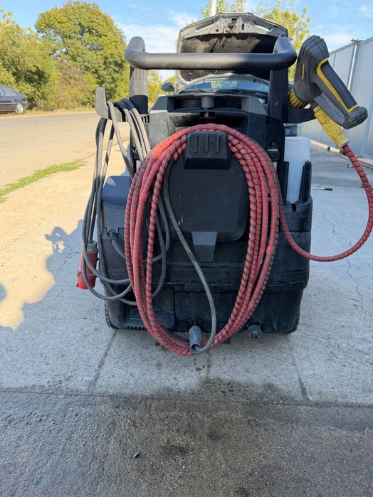 Пароструйка Karcher HDS 8/18