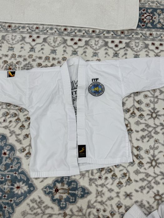 Продам кимано таэквандо