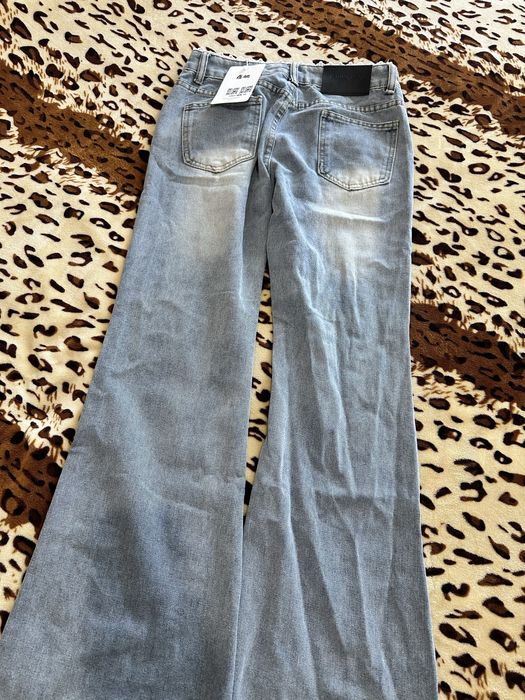 Продаю джинсы новые