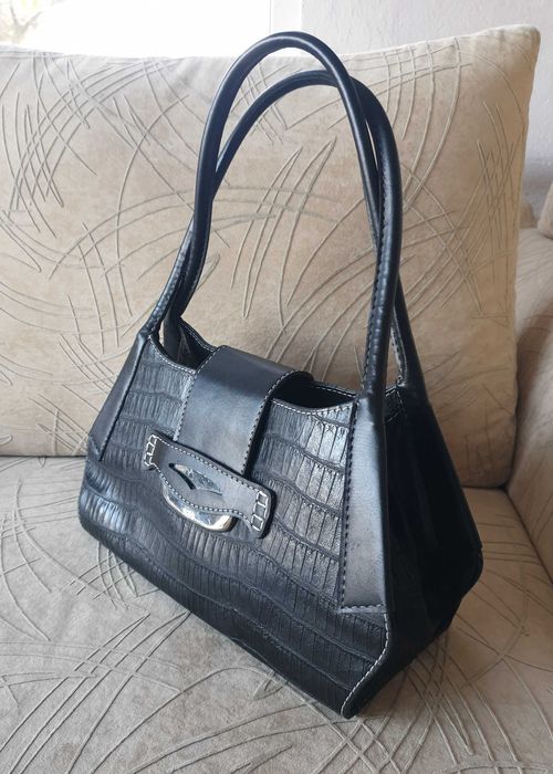 чанта Furla Coccinelle Michael Kors Prada Tods Pollini Braccialini