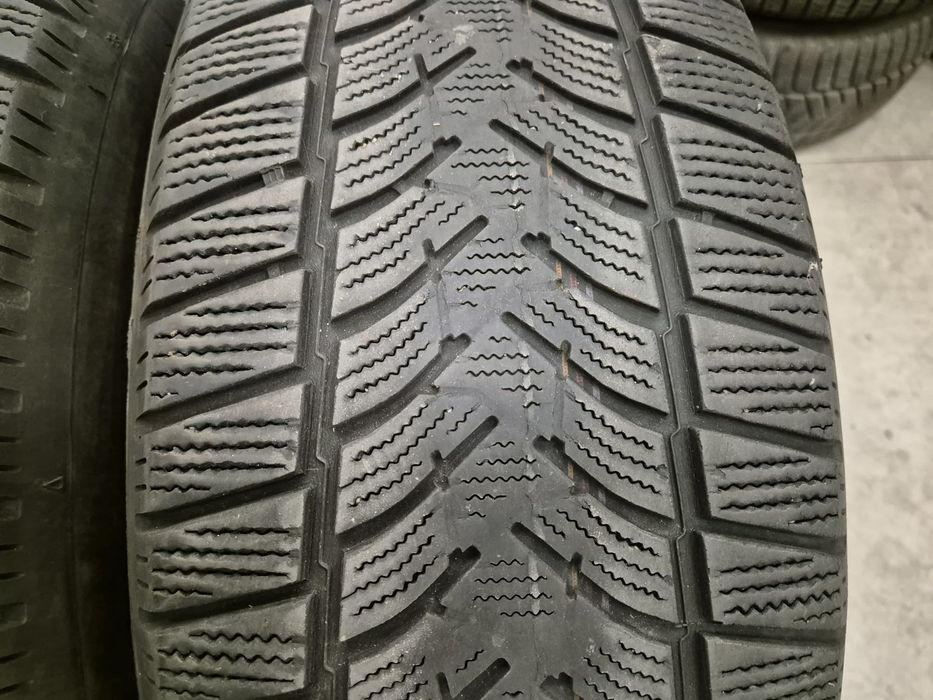 4 anvelope iarna Dunlop 235 60 18