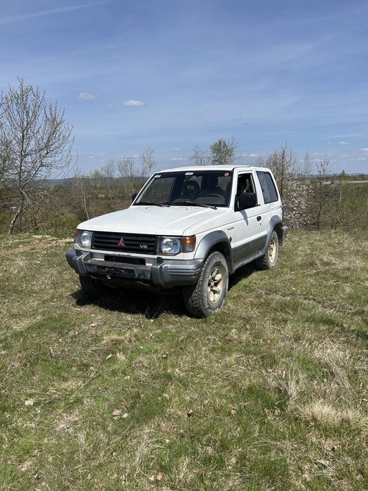 Mitsubishi pajero 3000 V6