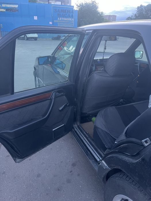 Продам мерс w124