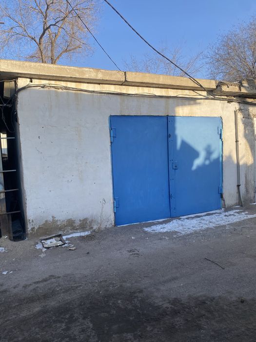 Продам гараж в коооп Робот