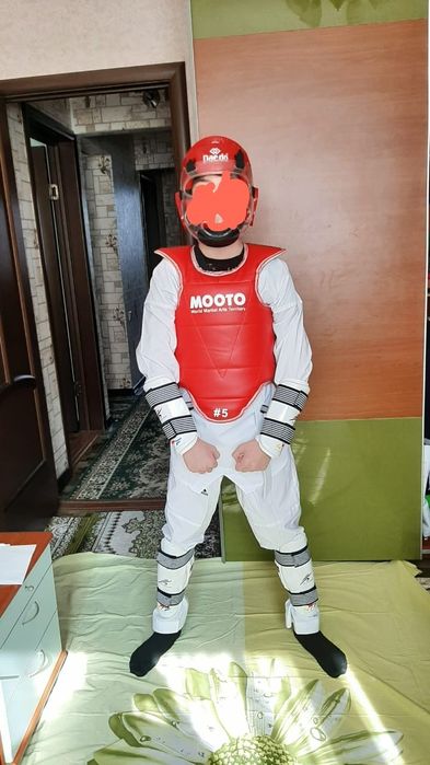 Спортивный костюм