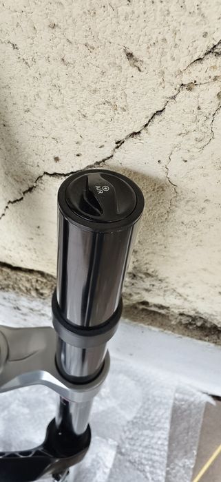 Вилка 29 Rock Shox Boxxer Select Charger RC 180mm 20x110 1-1/8"