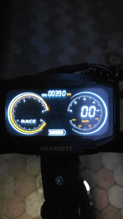 Trotineta electrica Ausom F1 max  7000 negociabil