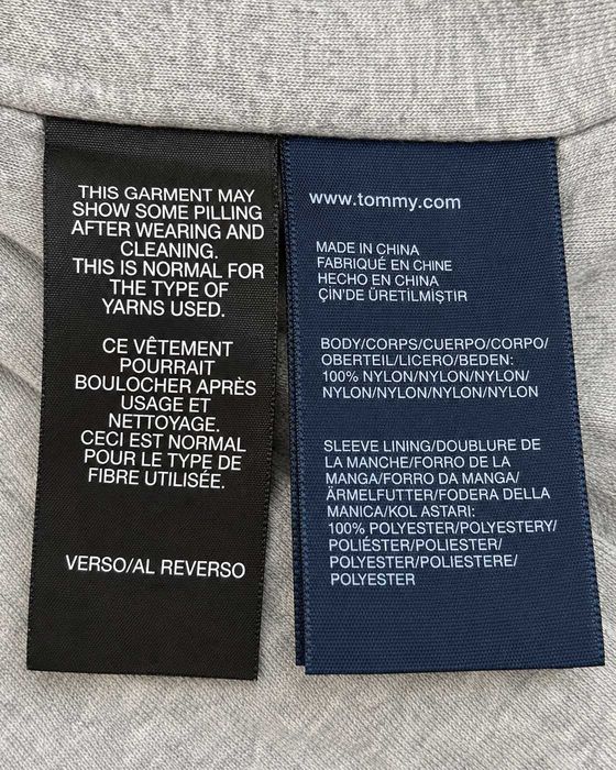 Geacă Tommy Hilfiger Denim damă bleumarin din nailon, cu broderii, Mărimea M