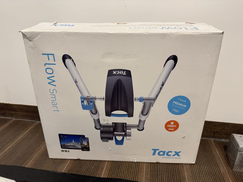 Смарт велотренажор Tacx Flow за Zwift тренировки