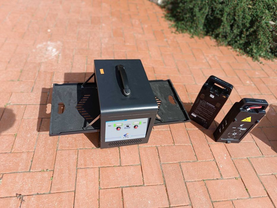 Земеделски дрон пръскачка 10л