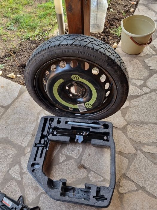 Резервна гума патерица за Audi A5 125/70/19