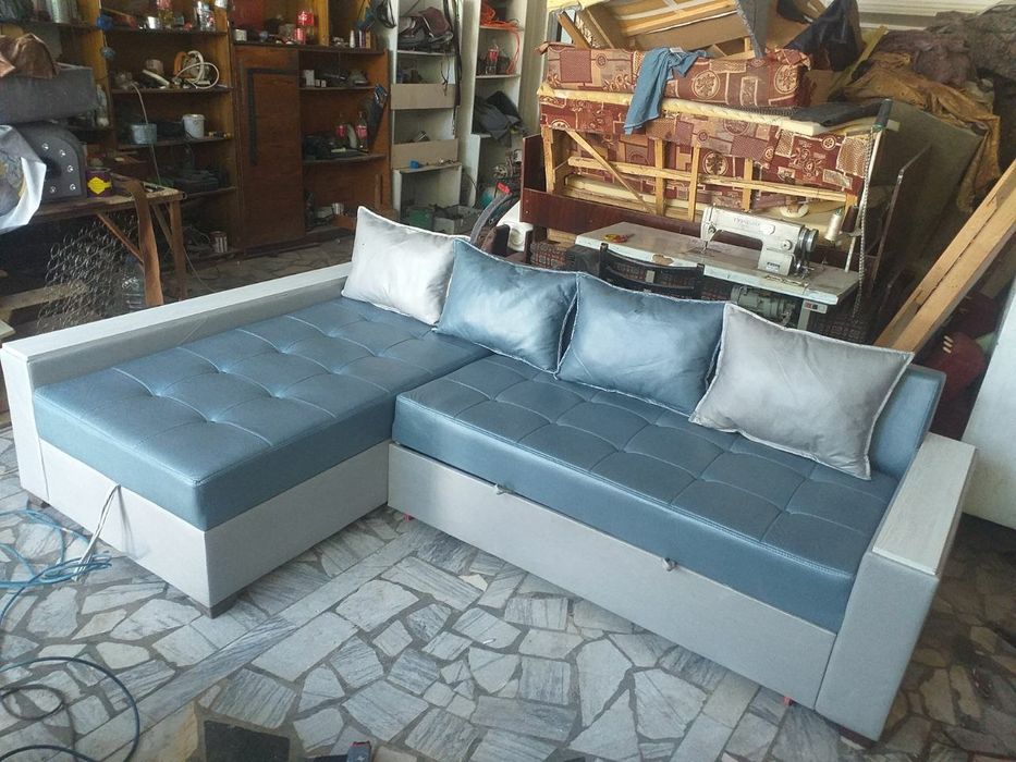 Гостинний уголок сотилади. Доставка бор