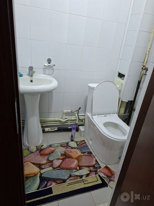 Aloqabank yonidagi Domda kvartira 120 m.kv.   3 Xona + oshxona