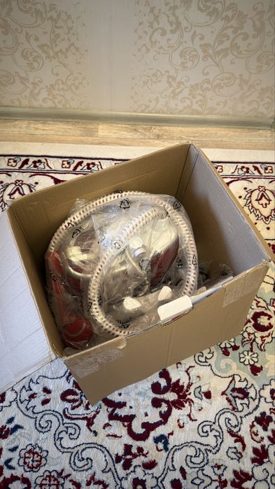 Отпариватель для одежды Tefal IS-8380