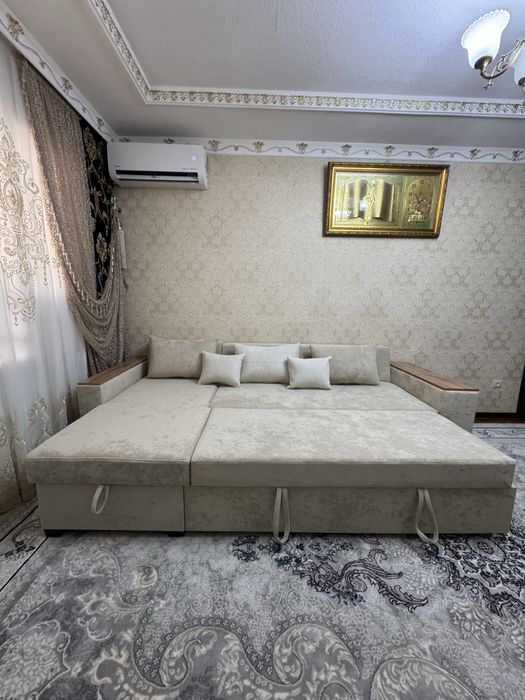 Угловой раскладной диван размер 260х150см