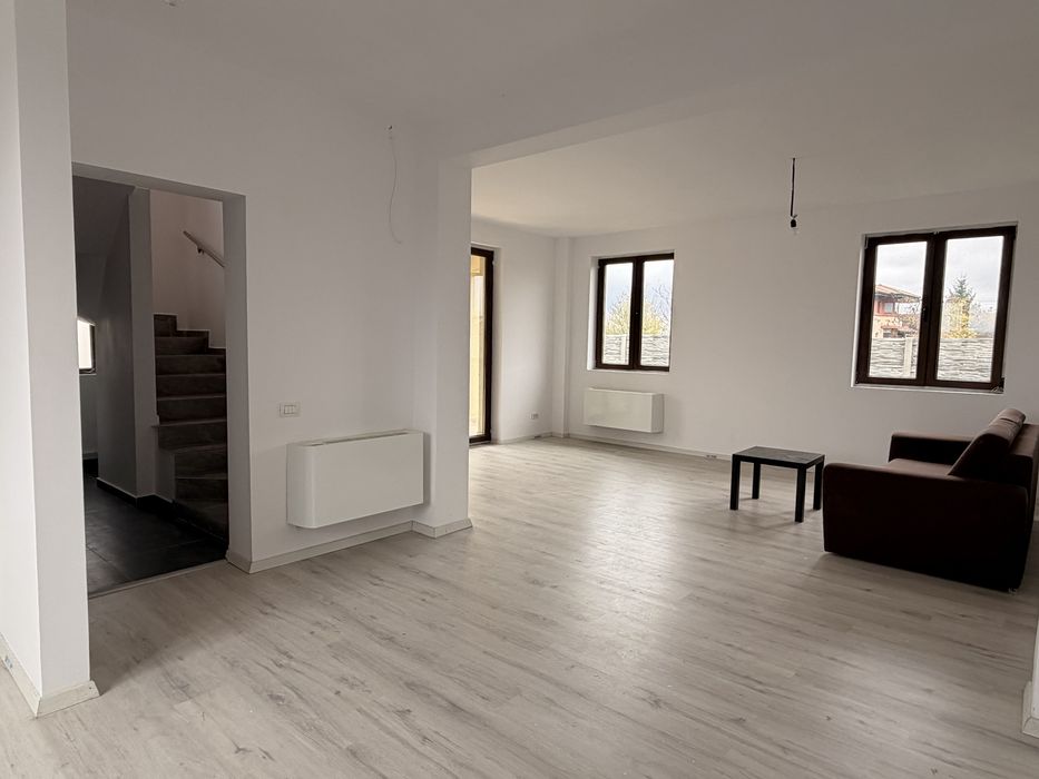 Casa Vila Duplex Corbeanca Laguna Albastra Vedere lac