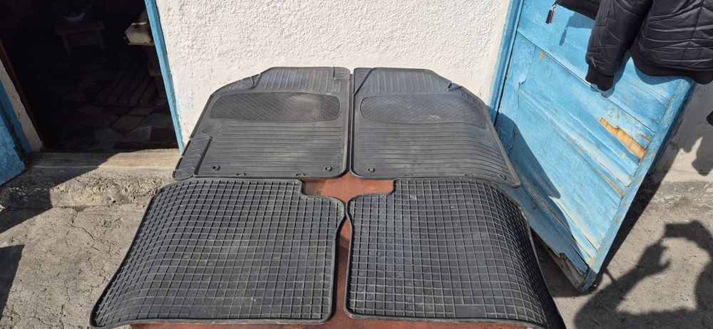 Коврик полики  на любой легковой