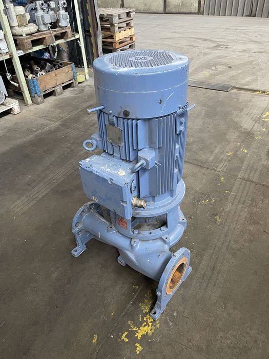 Вертикална водна помпа