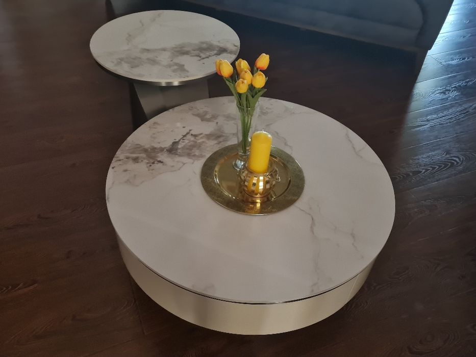 Продаётся комплект мягкой мебели из 6 предметов.