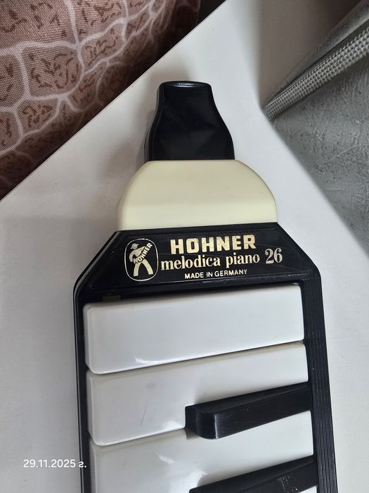 Hohner мелодика piano 26