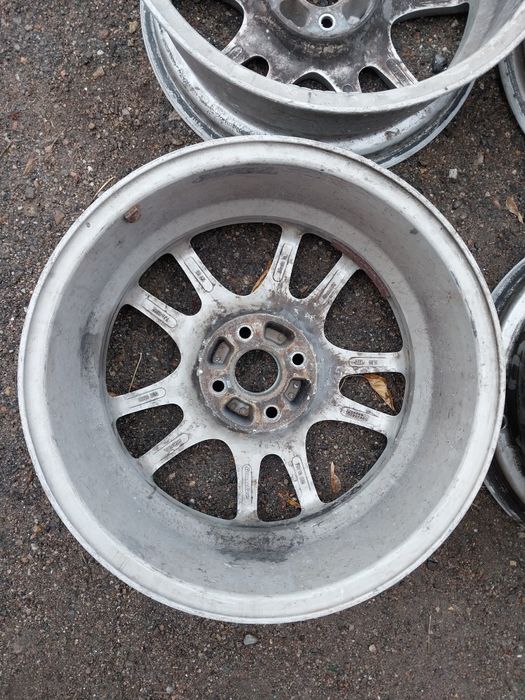 Диски R16 оригинал. На Гольф 3.