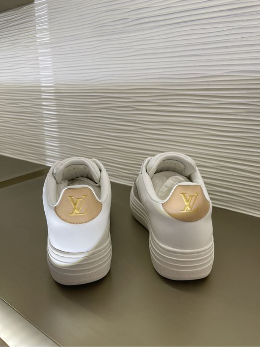 Adidasi Louis Vuitton