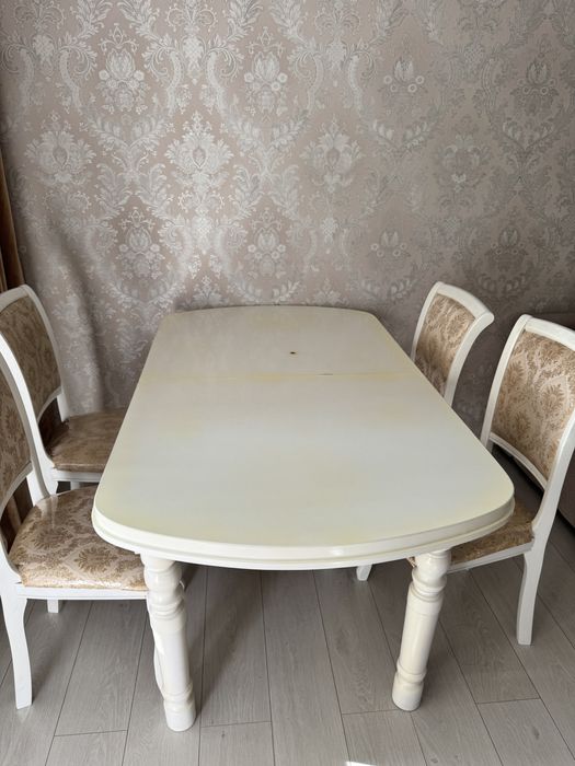 стол со стульями