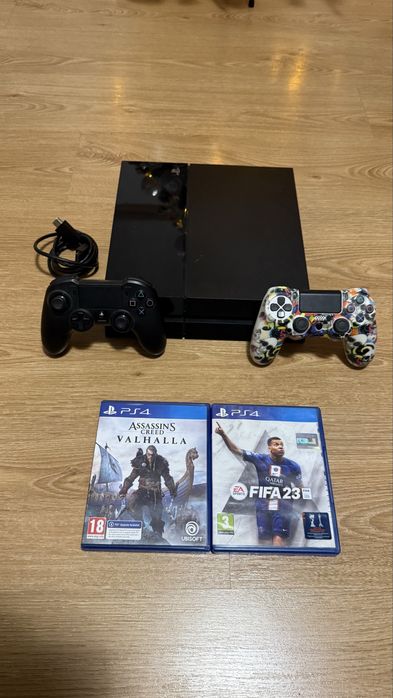 PS4 (Playstation 4) 2 Controllere , jocuri Bonus!