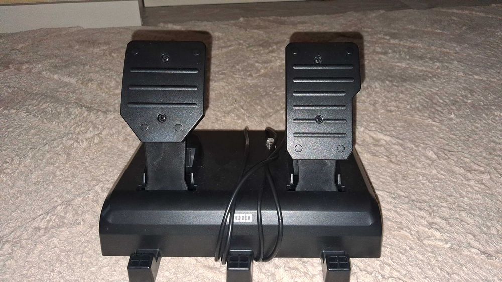 Игровой руль hori rwa