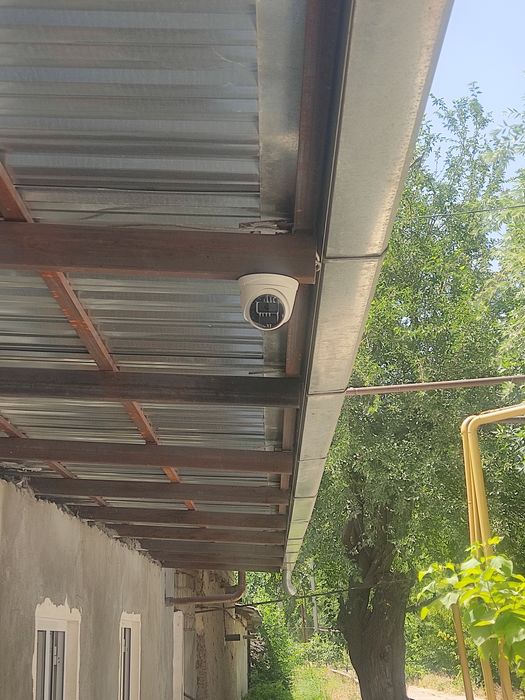 установки камеры и пожарные сигнализации и установки шлагбаума и други