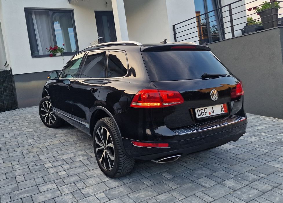 Touareg 3.0 TDI V 6 239 cp panoramic Full.Germania  zoll 30 zile.