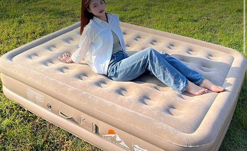 Надувная кроват двуспальная Матрас надувной самонадувающийся с насосом