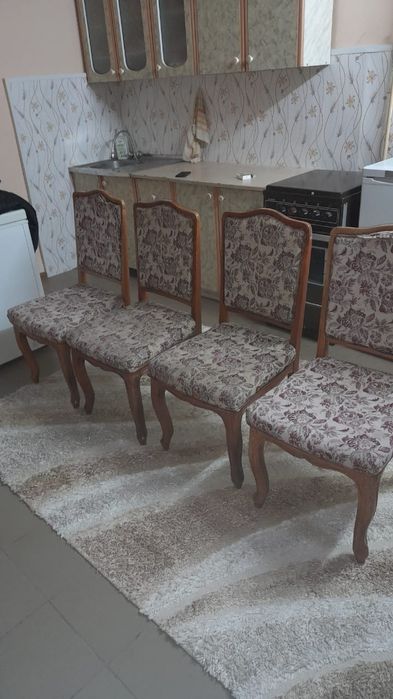 Стулья чистое дерево