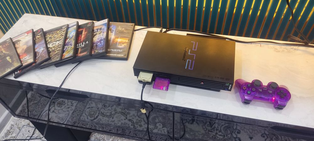 Продам Playstation 2 сотилади