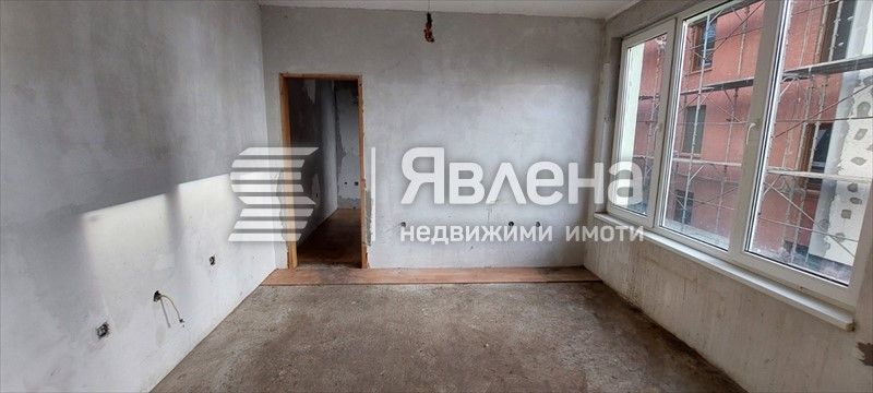 Продава се Двустаен апартамент в Поморие - 50 кв.м за 1100 €/кв.м - Снимка #3