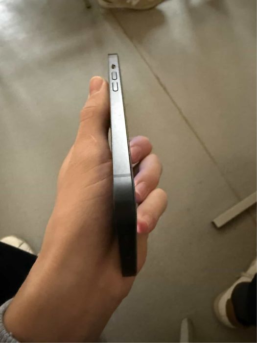 Iphone 14 sotiladi 380$