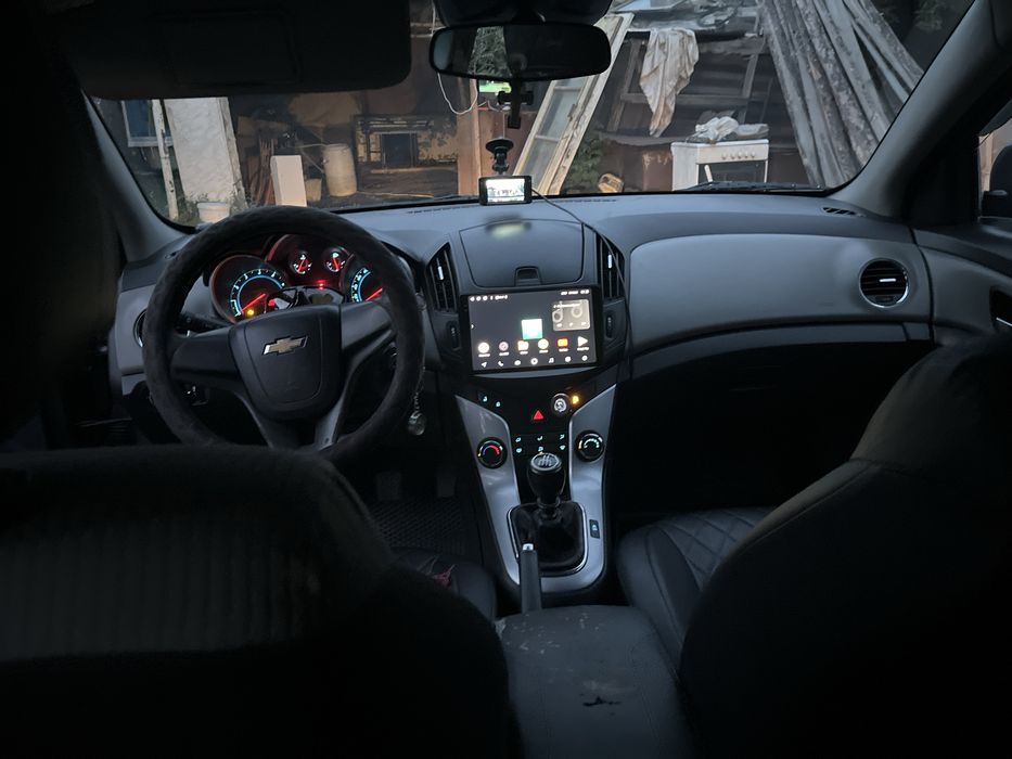 Продам шевролет круз