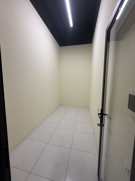 ИБН СИНО  БЕЛТЕПАДА 9 Ва 19 кв Доконлар Офисга АРЕНДАГА Берилади