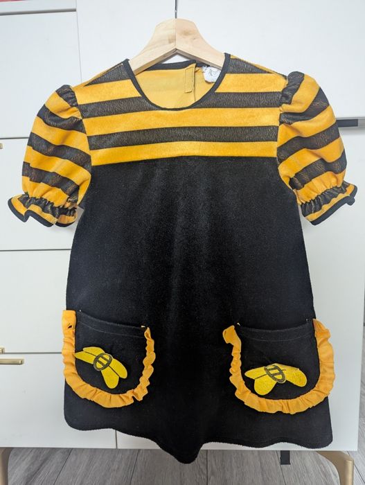 Costum albinuta, marimea 116